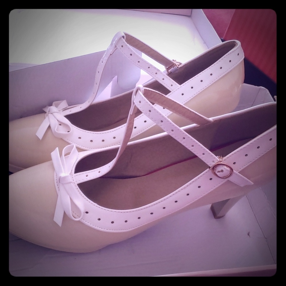 Pixie Cove Ashley Mary Jane Pumps